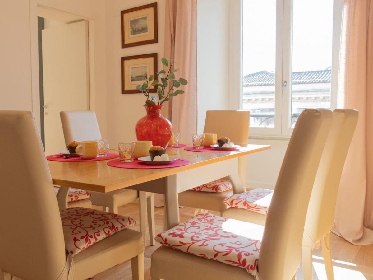 The Best Rent - Bright Apartment Near Isola Tiberina Rome Exterior photo